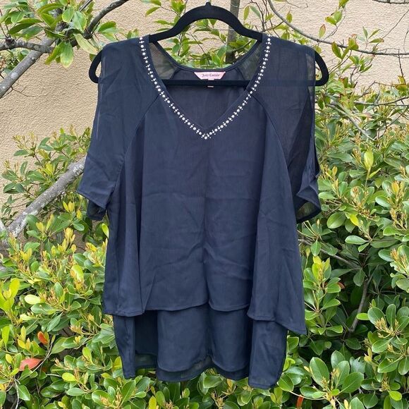 Juicy Couture Black Cold Shoulder Blouse w/Silver Detail. Size Large. EUC! - Picture 1 of 5